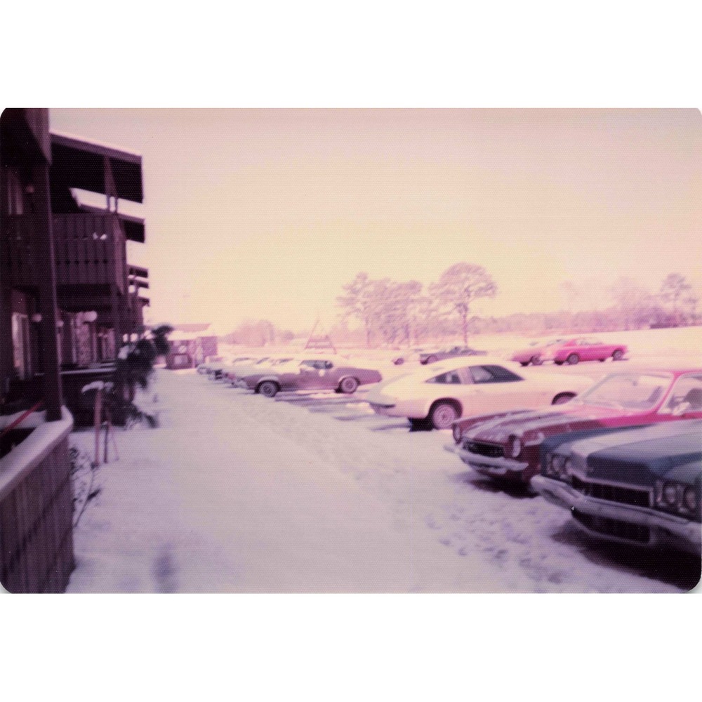 Vintage 1970s Snowy USAF Base Housing Winter Lot of 7 Photos 3.5x5 - Picture 3 of 7